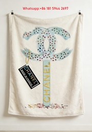 Chanel Luxury Flannel Throw Blanket – Mint Chanel Lollipop Print IMG_7325